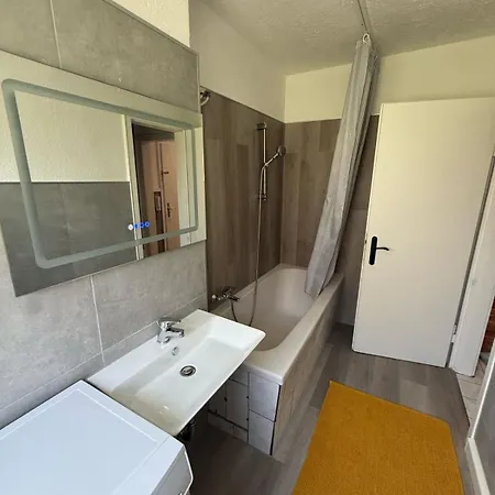 Schoene In Ruhiger Lage Ii Апартаменты