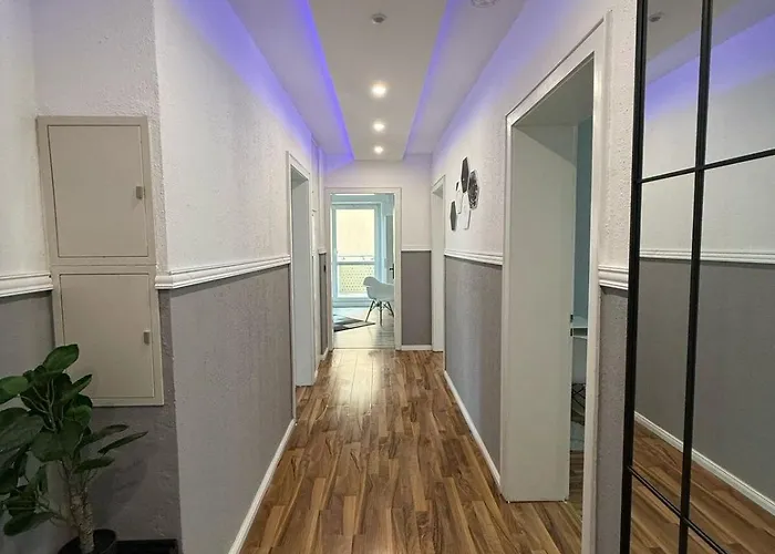 Schoene In Ruhiger Lage Ii *