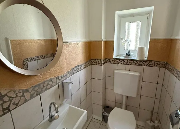 Schoene In Ruhiger Lage Ii *